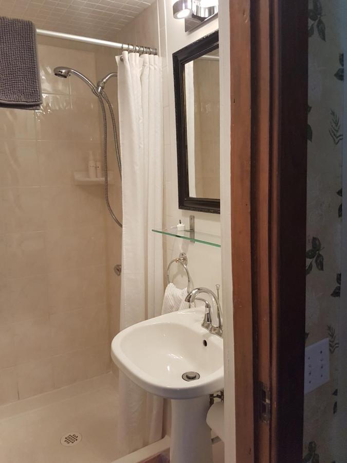 Homestead House B&B ฮามิลตัน ภายนอก รูปภาพ
